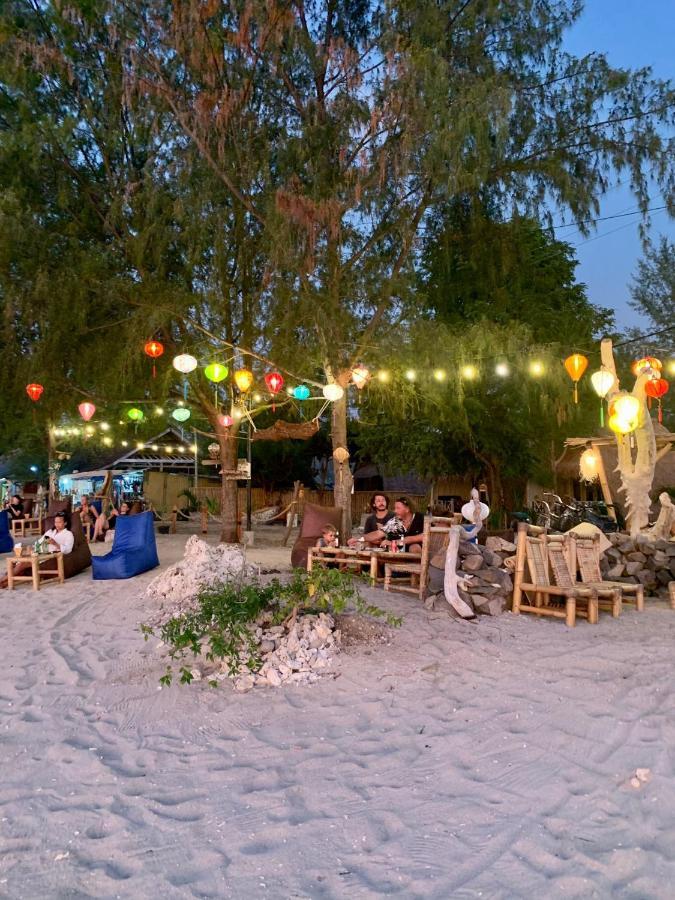 La Boheme Hotel Gili Air Exterior photo